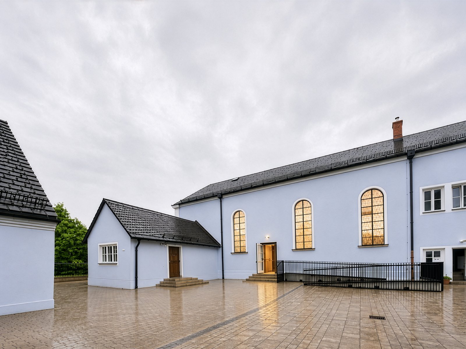 Erlöserkirche Tirschenreuth eröffnet nach Umbau neu